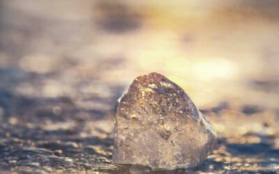 Simple mystic of the stone